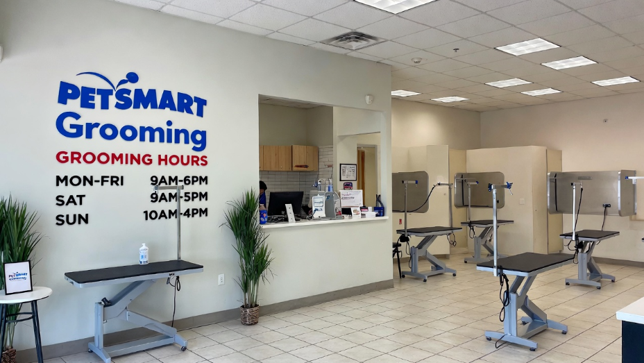 petsmart grooming hours